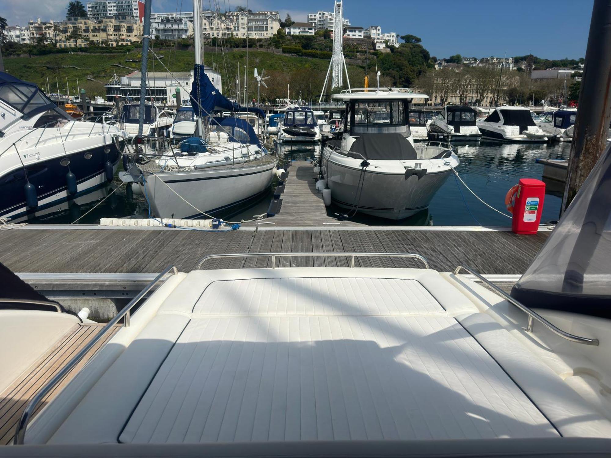 Boat Accommodation Ltd Torquay Exterior foto